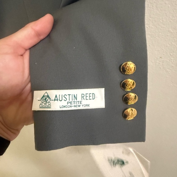 Austin Reed Gray Wool Blend Blazer & Trouser Suit Set Size 8P NWT - Picture 5 of 16